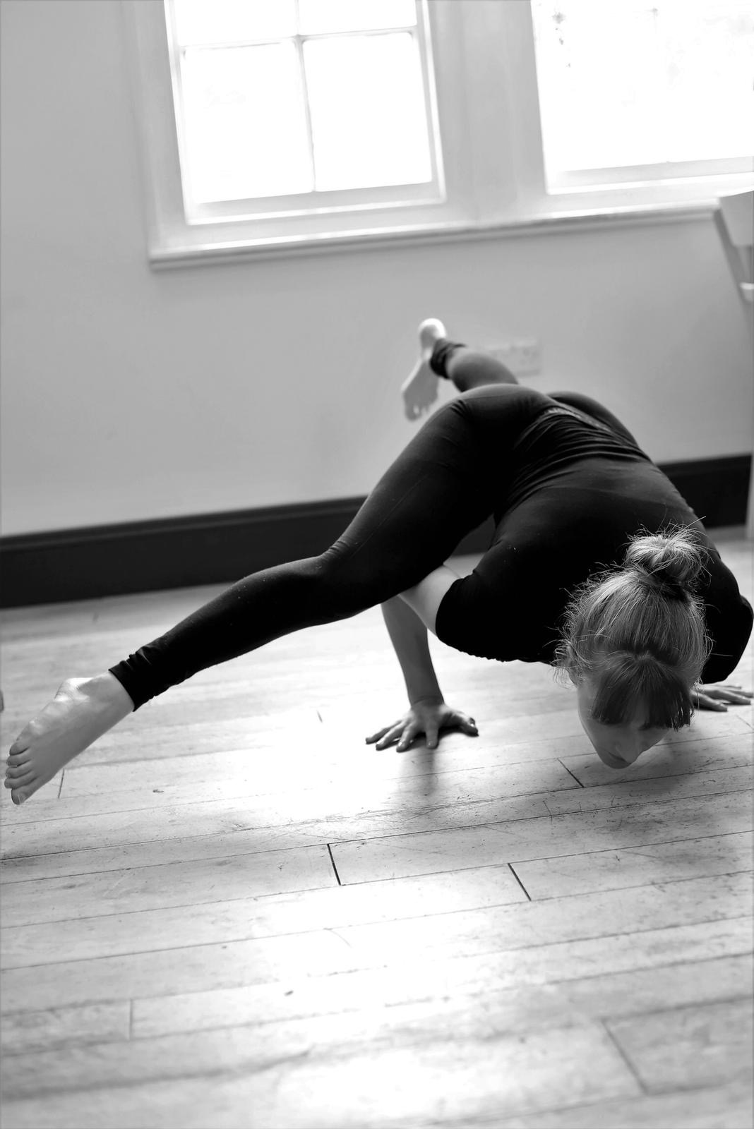 Yogi Sophie Balancing Core